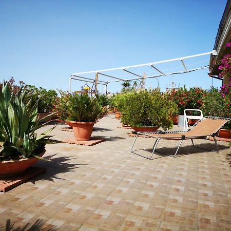 La Terrazza Di Jenny Apartment ปาแลร์โม ภายนอก รูปภาพ