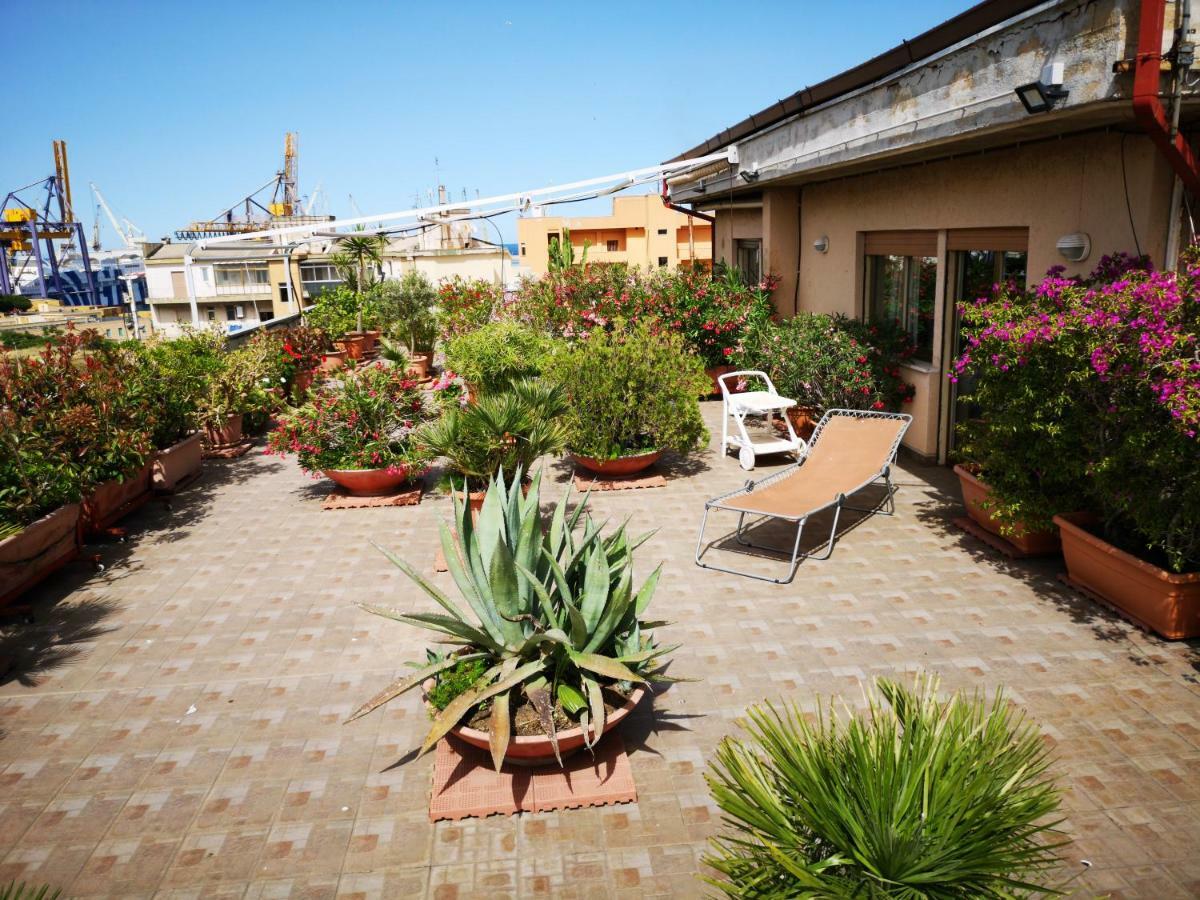 La Terrazza Di Jenny Apartment ปาแลร์โม ภายนอก รูปภาพ